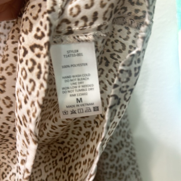 Leopard Print Blouse - Picture 6 of 6